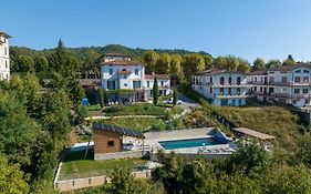 Villa Pavone